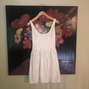 White lace hollister dress